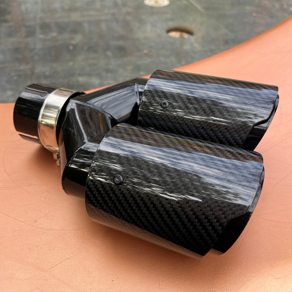 Stilvolle Carbon-Auspuffblende – Exhaust Tips Dual Outlet Carbon Fiber 63Mm Bewertung und Preis